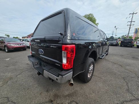 Used 2019 Ford F350 XLT w/ XLT Premium Package AWD/4WD image 5