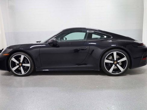 Certified 2025 Porsche 911 Carrera image 2