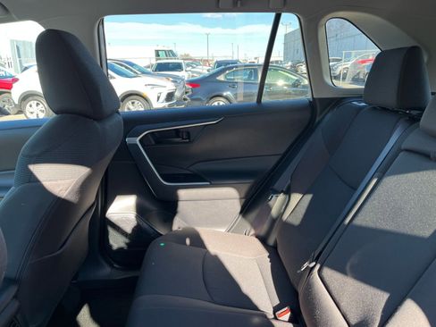 Used 2025 Toyota RAV4 LE image 38