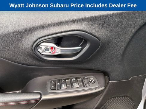 Used 2020 Jeep Cherokee Trailhawk w/ Cold Weather Group AWD/4WD image 20