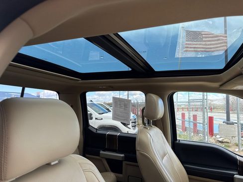 Used 2015 Ford F150 Lariat w/ Equipment Group 502A Luxury image 12