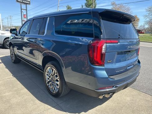 Used 2025 GMC Yukon XL Denali Ultimate w/ LPO, Floor Liner Package image 7