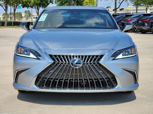 New 2025 Lexus ES 300h w/ Premium Package image 6