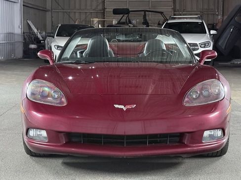 Used 2006 Chevrolet Corvette Convertible w/ Preferred Equipment Group image 19