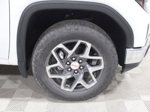 New 2026 GMC Sierra 1500 SLE w/ X31 Off-Road Package image 41