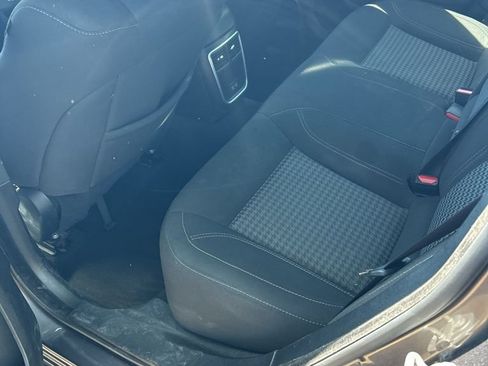 Used 2023 Dodge Charger SXT RWD image 10