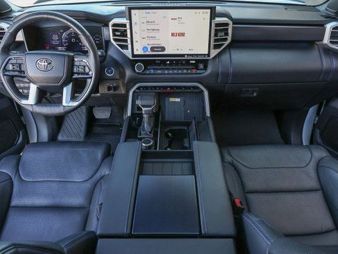 Used 2023 Toyota Tundra Platinum image 39