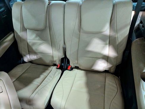 New 2026 Mercedes-Benz GLS 580 4MATIC image 16