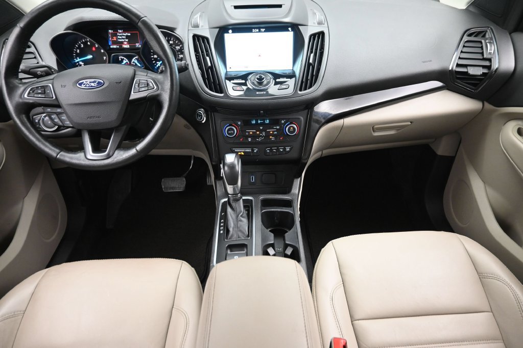 Used 2018 Ford Escape Titanium AWD/4WD image 16
