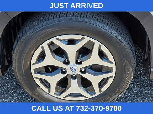 Used 2024 Subaru Forester Premium AWD/4WD image 18