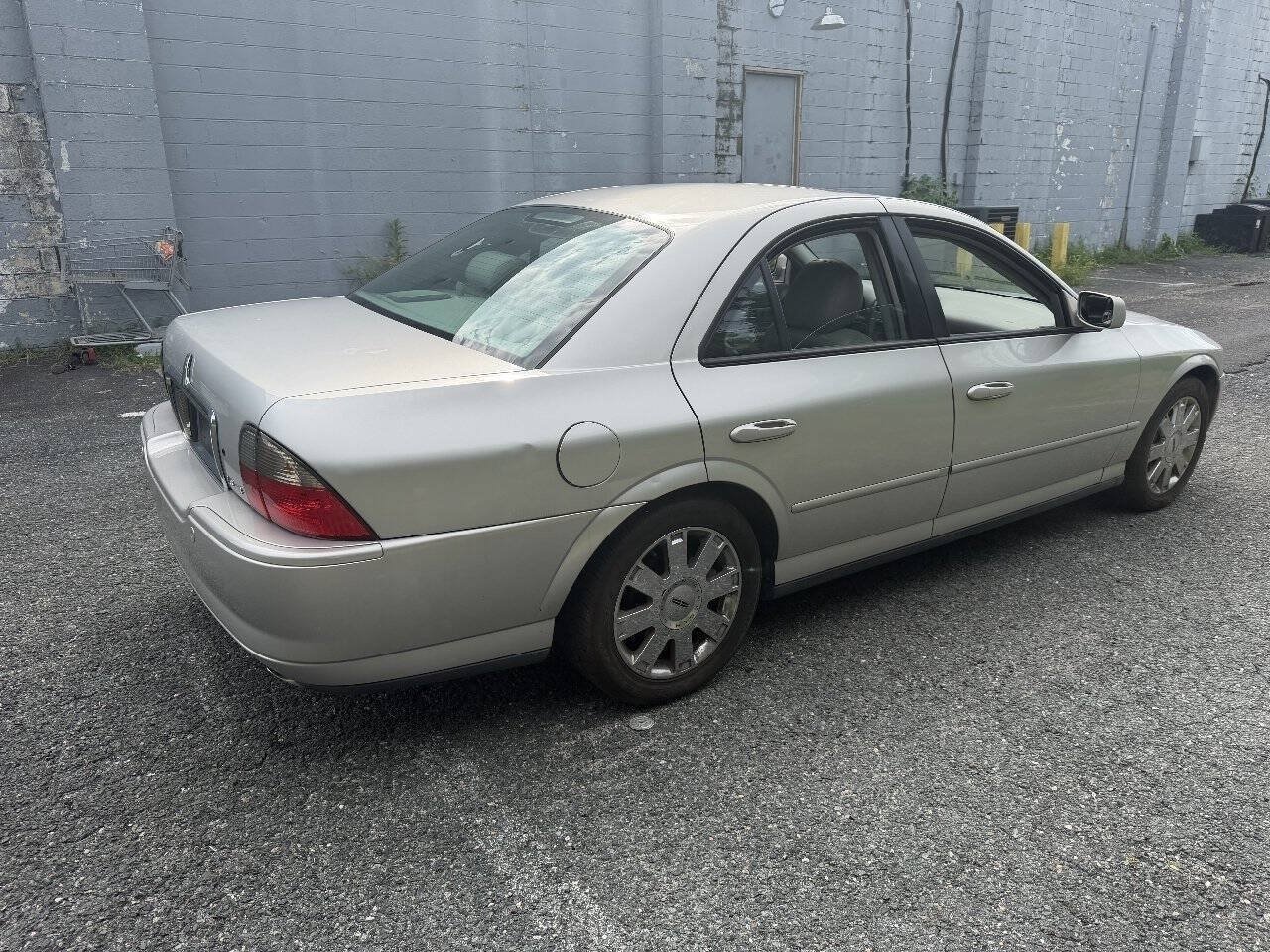 Used 2003 Lincoln LS RWD image 11