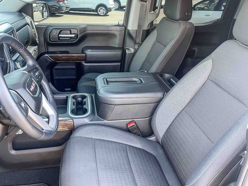 Used 2022 GMC Sierra 1500 Elevation w/ Driver Alert Package I image 9