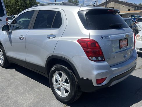 Used 2018 Chevrolet Trax LT w/ LT Convenience Package AWD/4WD image 7