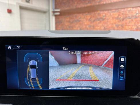 Certified 2024 Mercedes-Benz GLA 250 4MATIC image 23