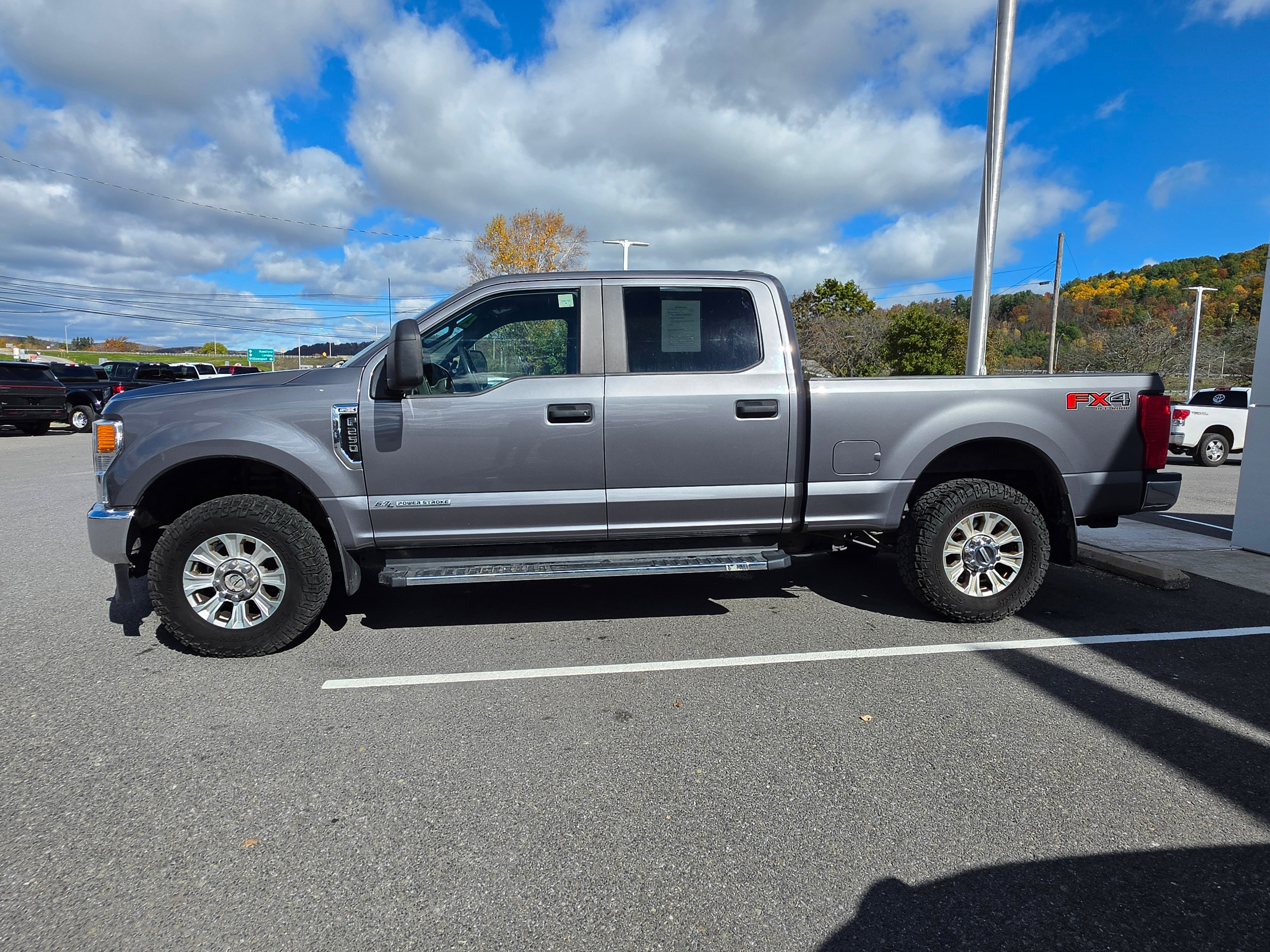 Used 2021 Ford F250 XL w/ STX Appearance Package AWD/4WD image 6