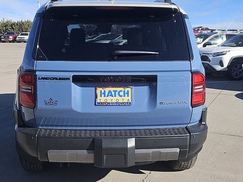 Used 2024 Toyota Land Cruiser image 6