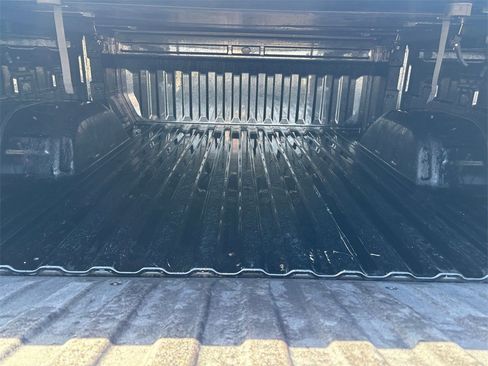 Used 2021 Chevrolet Silverado 1500 Custom image 25