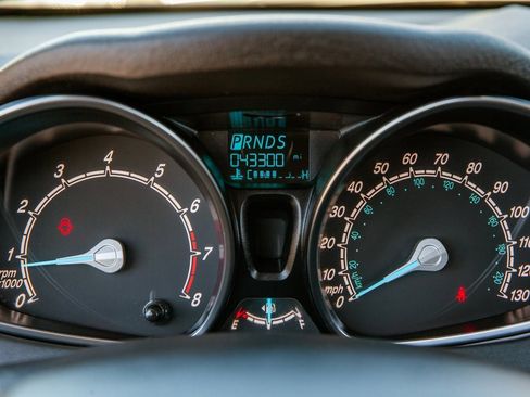 Used 2019 Ford Fiesta ST-Line image 18