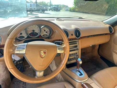 Used 2005 Porsche Boxster S image 14