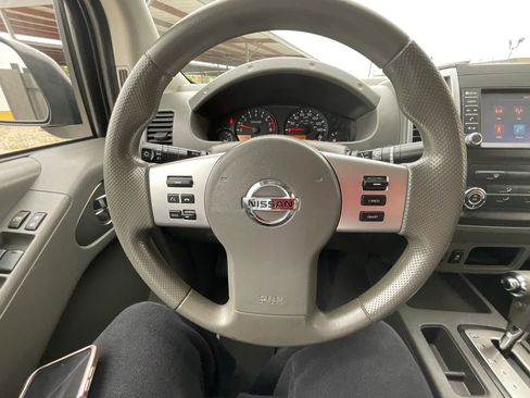 Used 2019 Nissan Frontier SV AWD/4WD image 29