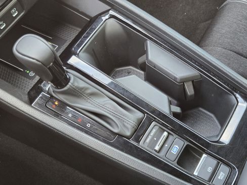 Used 2025 Honda Accord Sport image 16