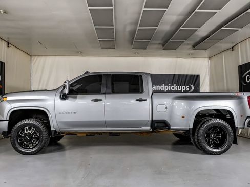 Used 2024 Chevrolet Silverado 3500 W/T AWD/4WD image 12