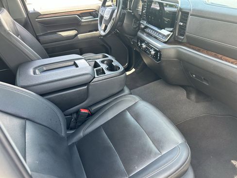 Certified 2024 GMC Sierra 1500 SLT image 12