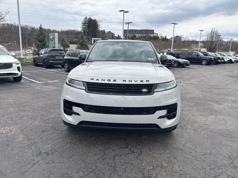 Used 2025 Land Rover Range Rover Sport SE AWD/4WD image 6
