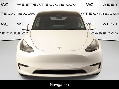 Used 2023 Tesla Model Y Long Range AWD/4WD image 2