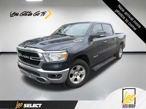 Used 2020 RAM 1500 Big Horn AWD/4WD image 1