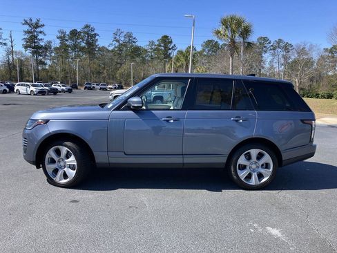 Used 2021 Land Rover Range Rover image 2