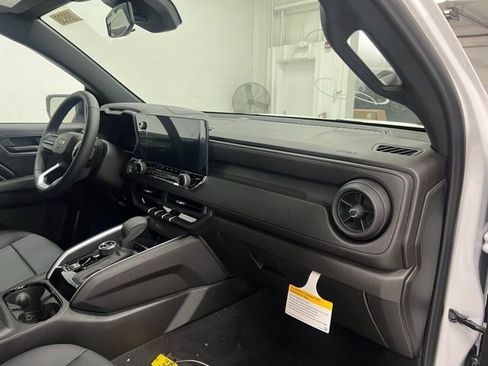 New 2026 Chevrolet Colorado Trail Boss AWD/4WD image 21