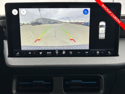 New 2026 Ford Maverick XLT w/ XLT Luxury Package image 9