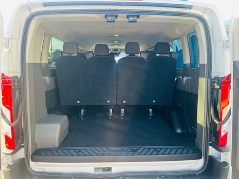 Used 2023 Ford Transit 350 XLT image 4