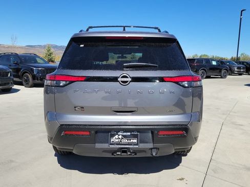 New 2026 Nissan Pathfinder SV w/ SV Premium Package AWD/4WD image 10