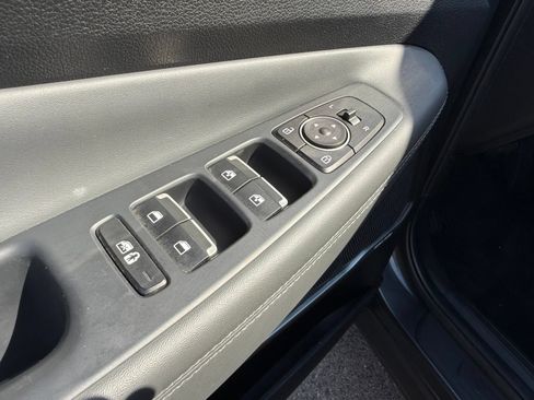 Used 2022 Hyundai Santa Fe SEL w/ Convenience + Premium Package FWD image 12