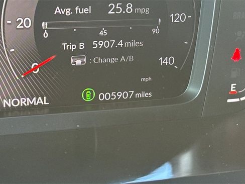 Certified 2025 Acura ADX A-Spec image 28