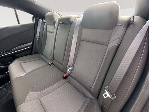 Used 2019 Dodge Charger SXT image 33
