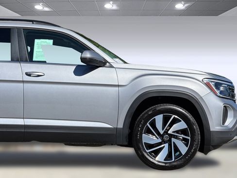 Used 2026 Volkswagen Atlas SE AWD/4WD image 35