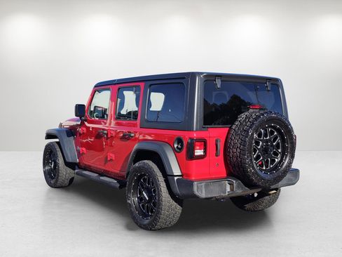Used 2018 Jeep Wrangler Unlimited Sport image 7