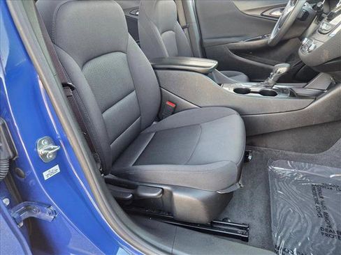 Used 2023 Chevrolet Malibu LT image 19