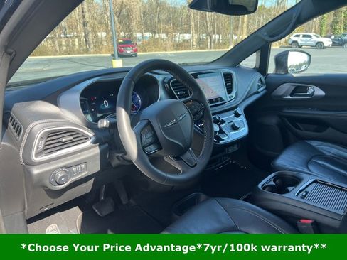 Certified 2022 Chrysler Pacifica Touring-L w/ S Appearance Package image 55