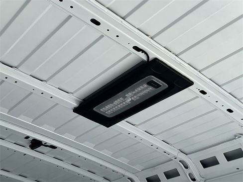 New 2024 RAM ProMaster 3500 w/ Quick Order Package 22G SLT image 38