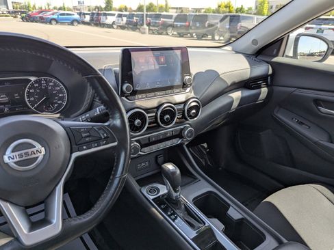 Used 2022 Nissan Sentra SV FWD image 21