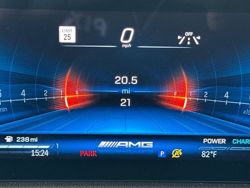 New 2026 Mercedes-Benz GLA 35 AMG 4MATIC image 25