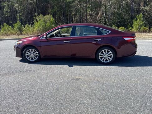 Used 2014 Toyota Avalon XLE image 3