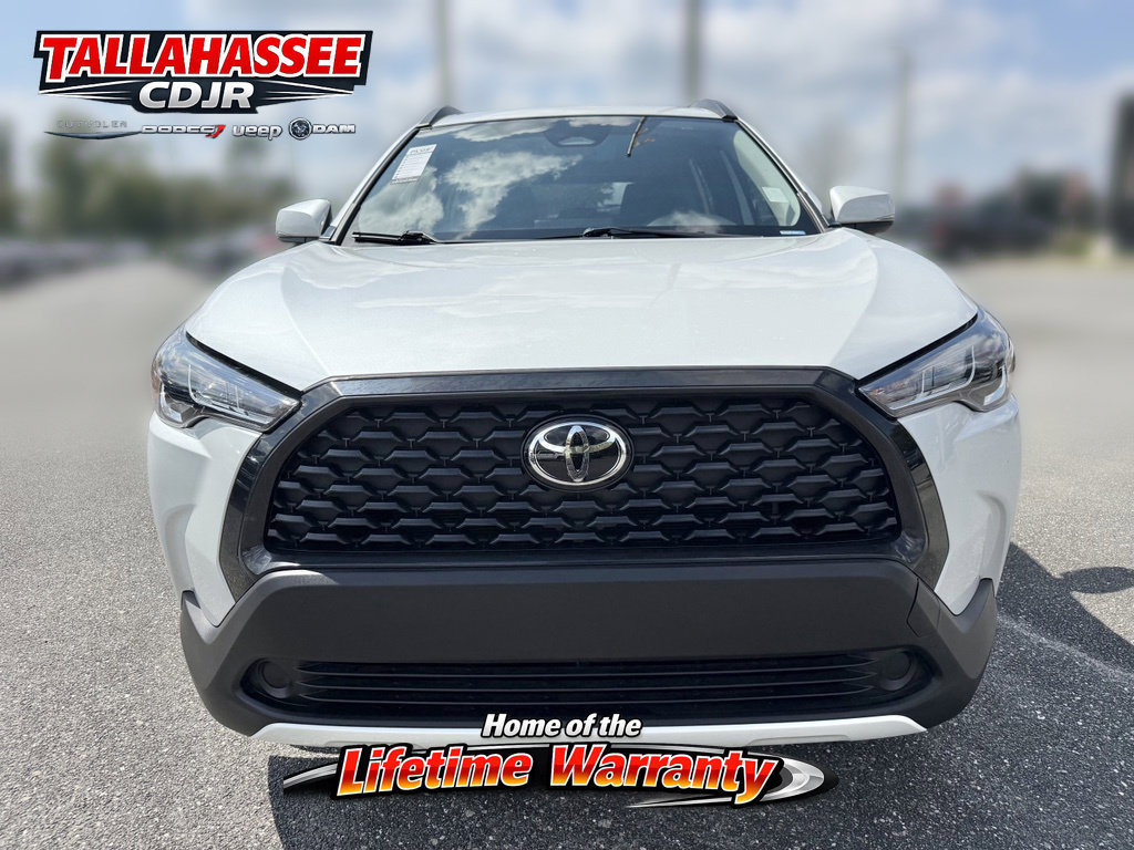 Used 2024 Toyota Corolla Cross LE FWD image 14