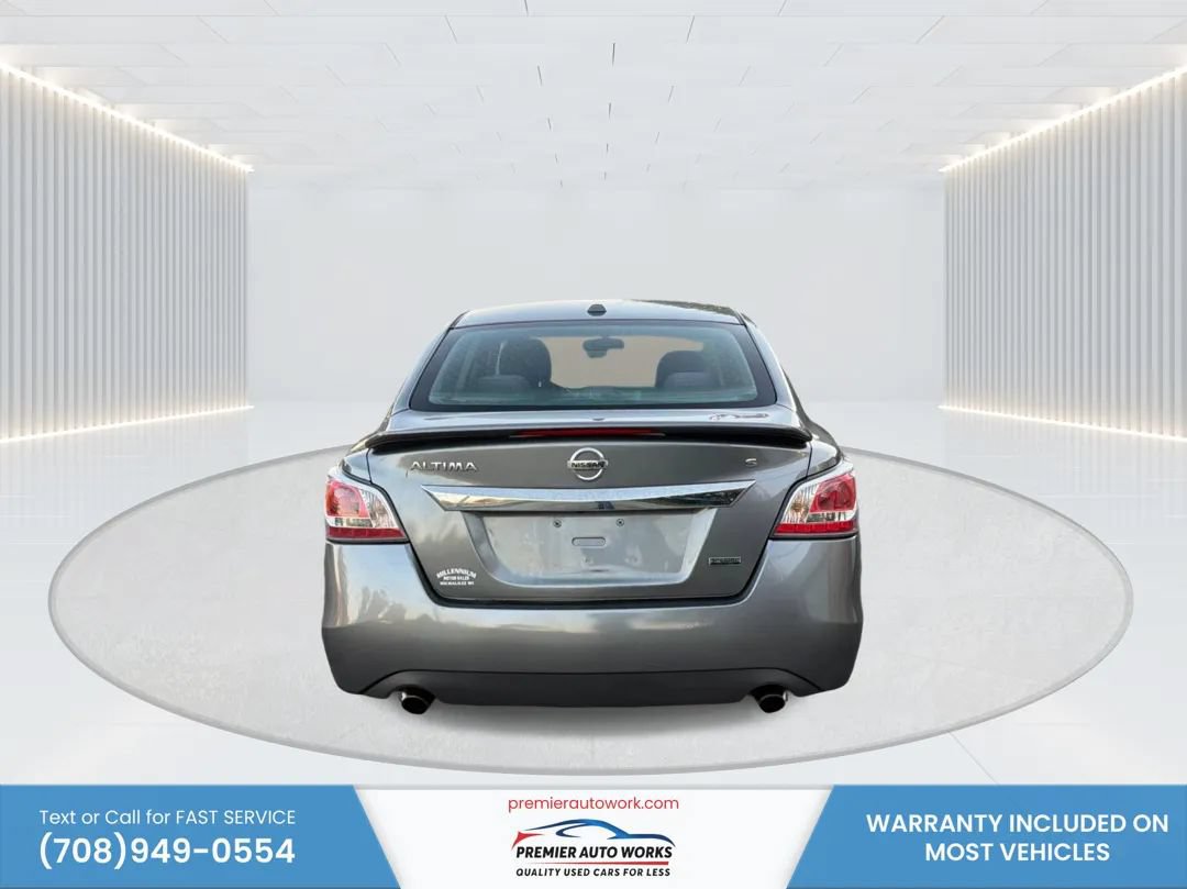 Used 2015 Nissan Altima 2.5 S w/ Special Edition Package FWD image 5