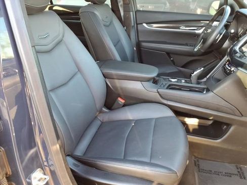 Certified 2024 Cadillac XT6 Sport w/ Technology Package AWD/4WD image 24