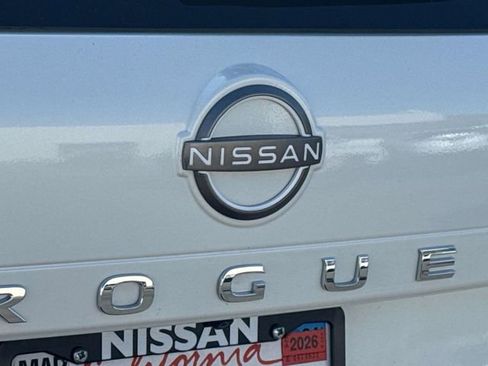 Certified 2023 Nissan Rogue SV image 6